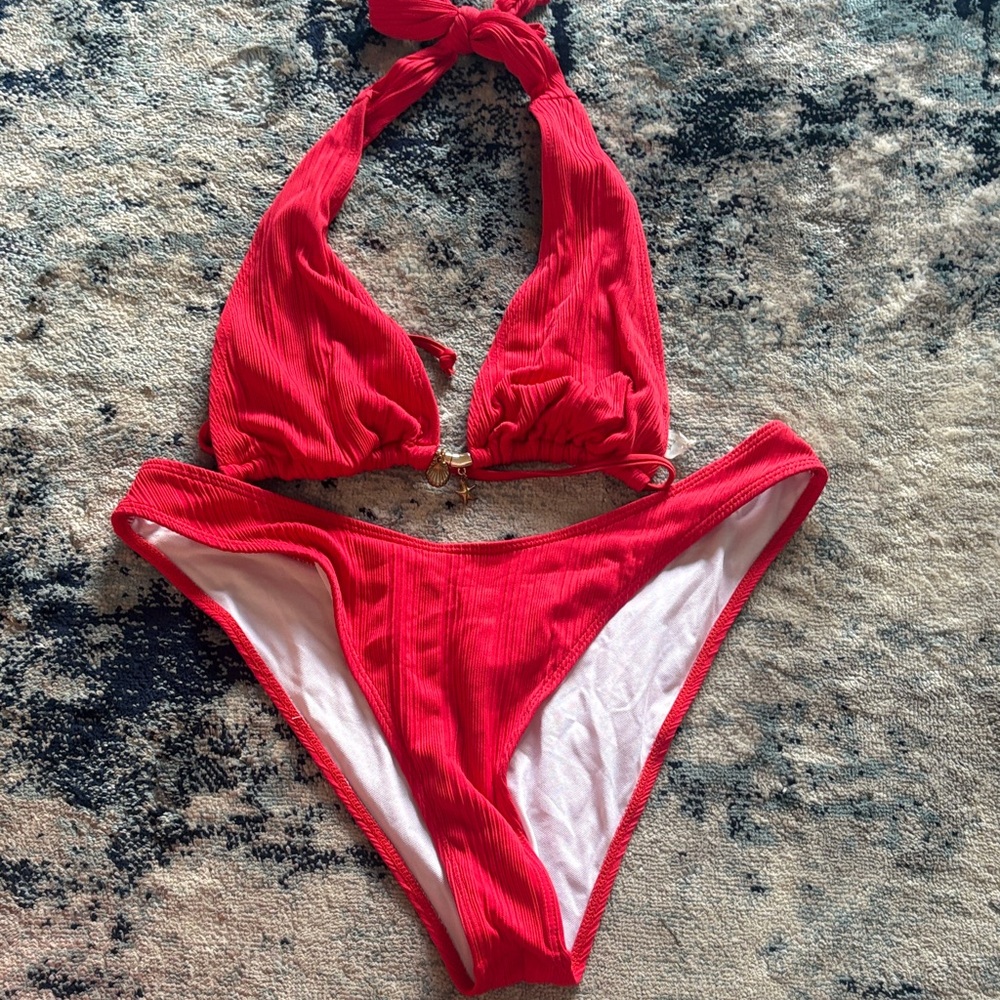 SHEIN Red Textured Halter Bikini Set